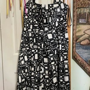 Black and white geometric dress